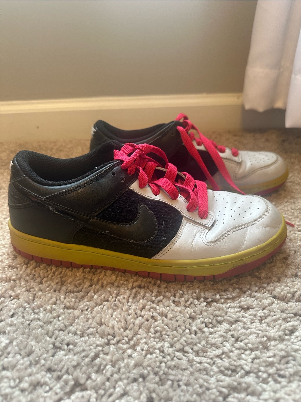Women’s Black & White Sneakers with Pink Laces